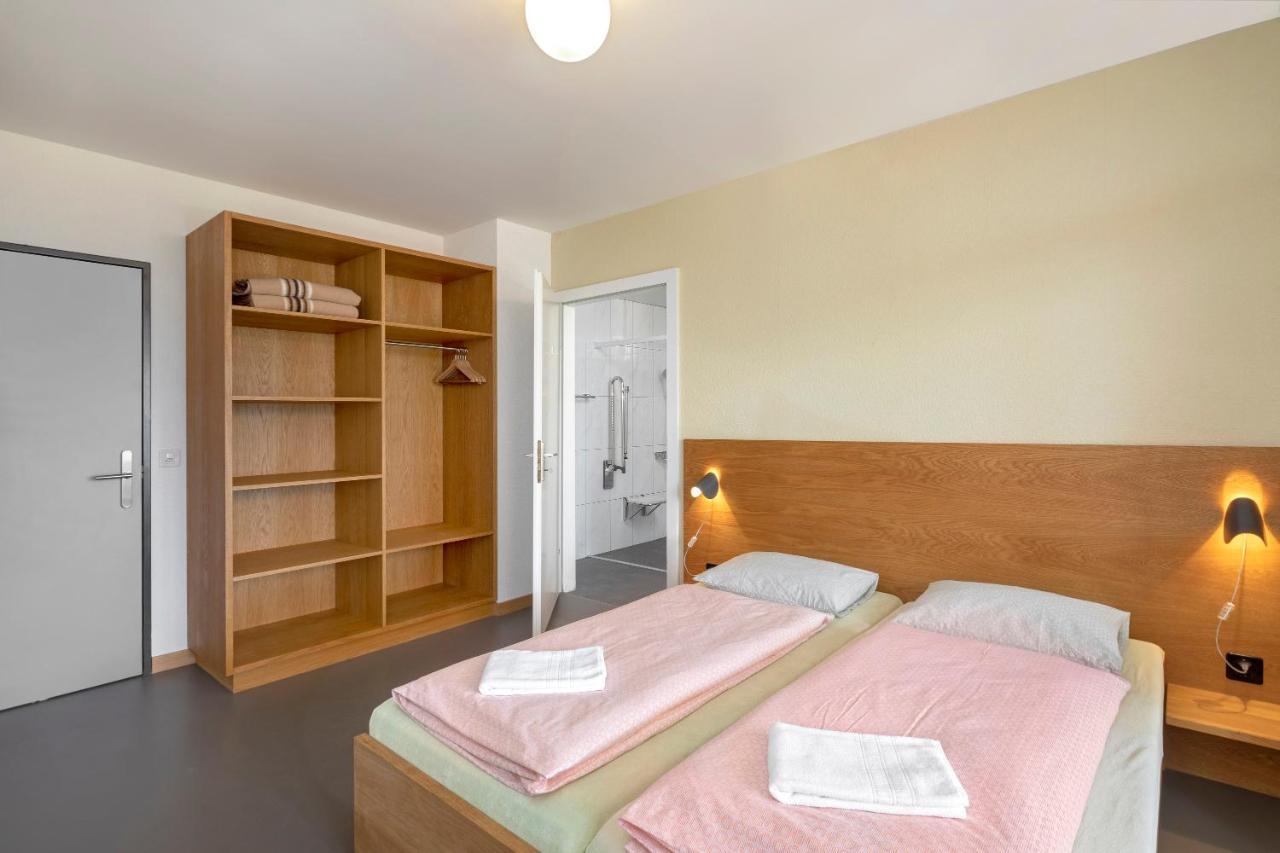 Crans-Montana Youth Hostel Bagian luar foto