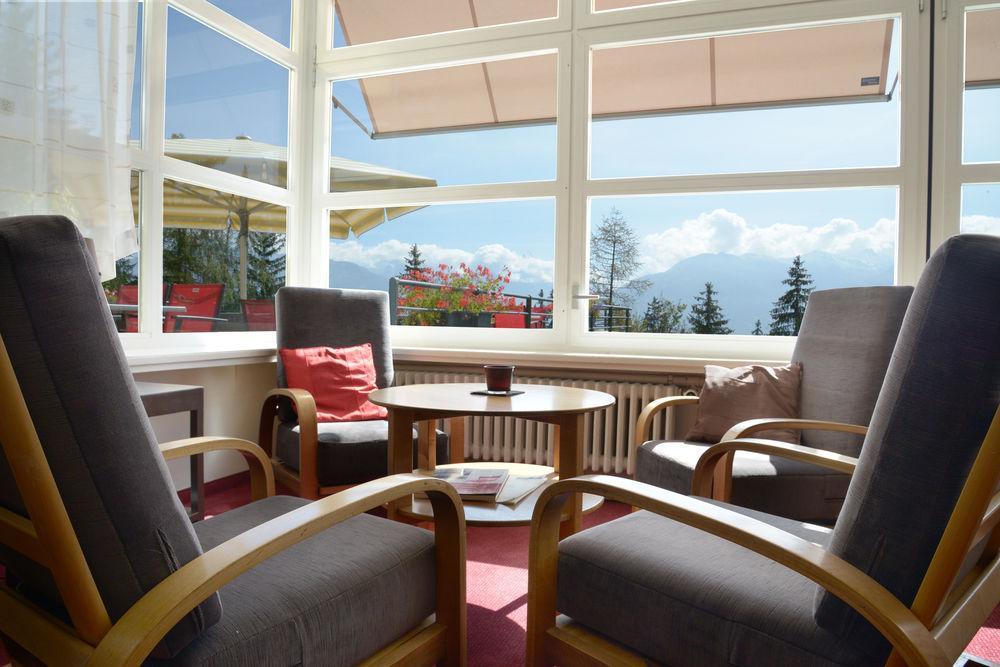 Crans-Montana Youth Hostel Bagian luar foto