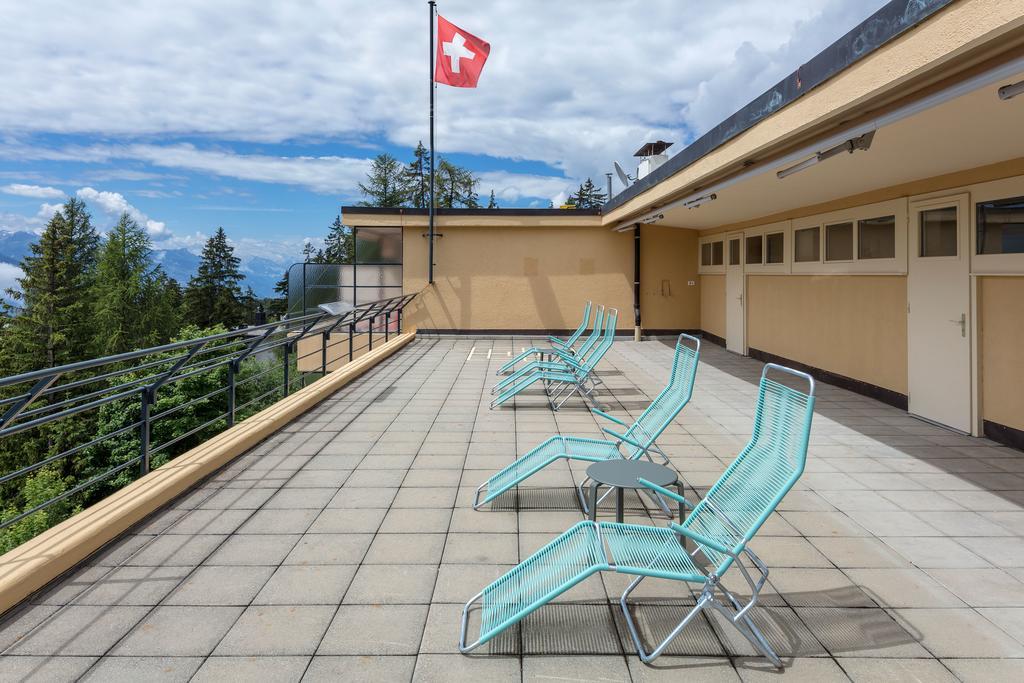 Crans-Montana Youth Hostel Bagian luar foto