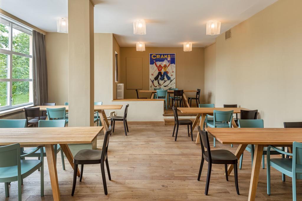 Crans-Montana Youth Hostel Bagian luar foto